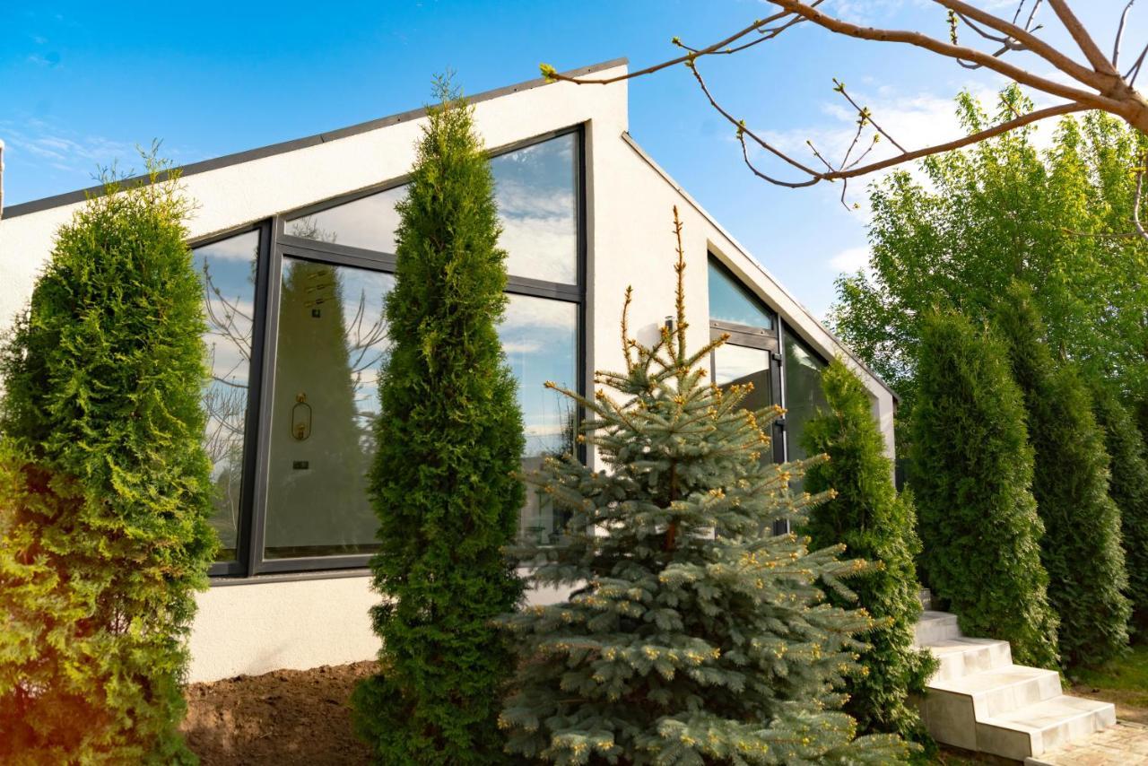 Райский Дворик Pogreby (Brovary) Exterior foto